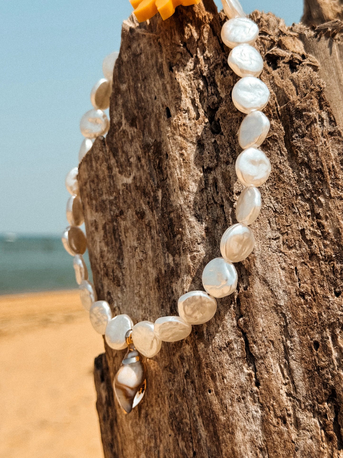 Isla pearl necklace for dogs and cats